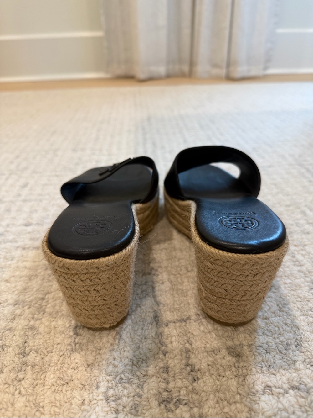 Tory Burch Black Calf Leather Weston Women's Wedge Slide - Picture 4 of 6